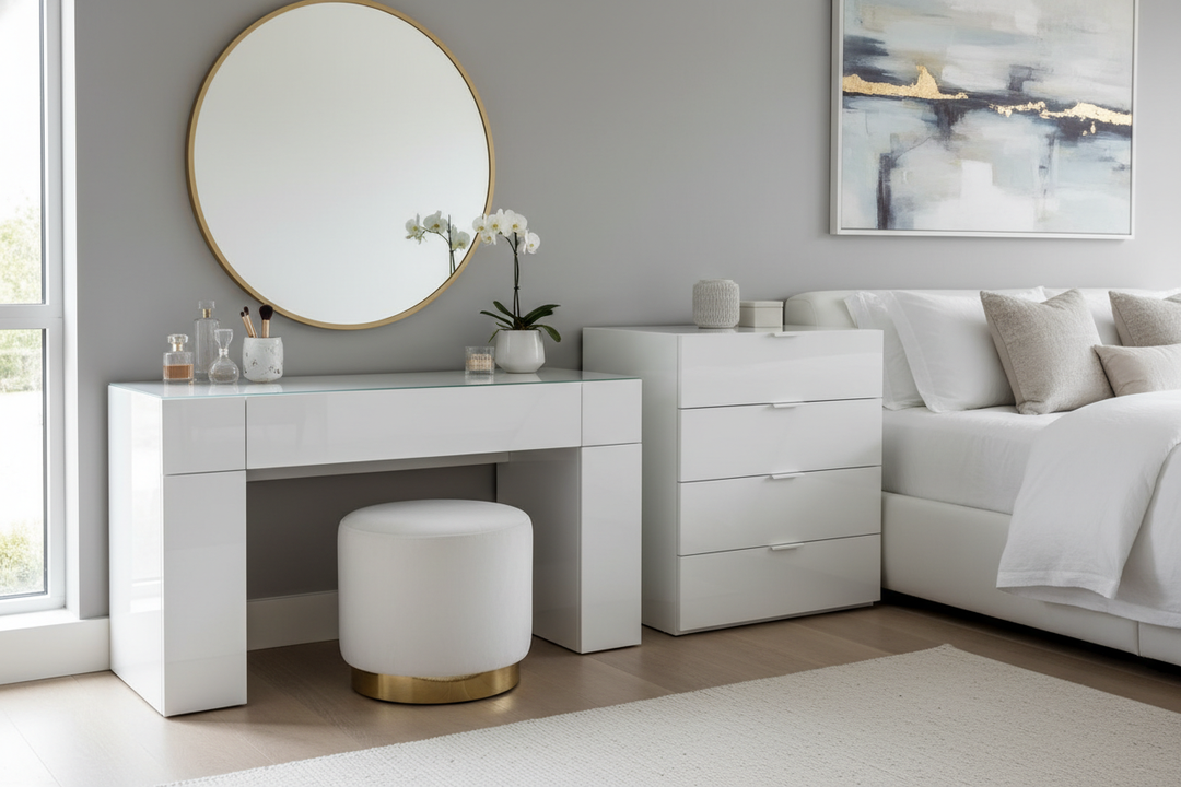 White Lacquer Makeup Vanity: Is It Worth It? A Designer's Take