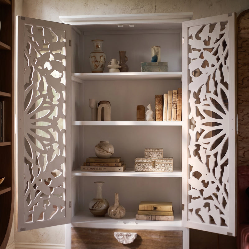 Relievo Lattice Cabinet