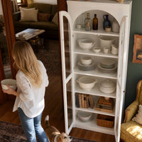 Relievo Arched Glass Cabinet