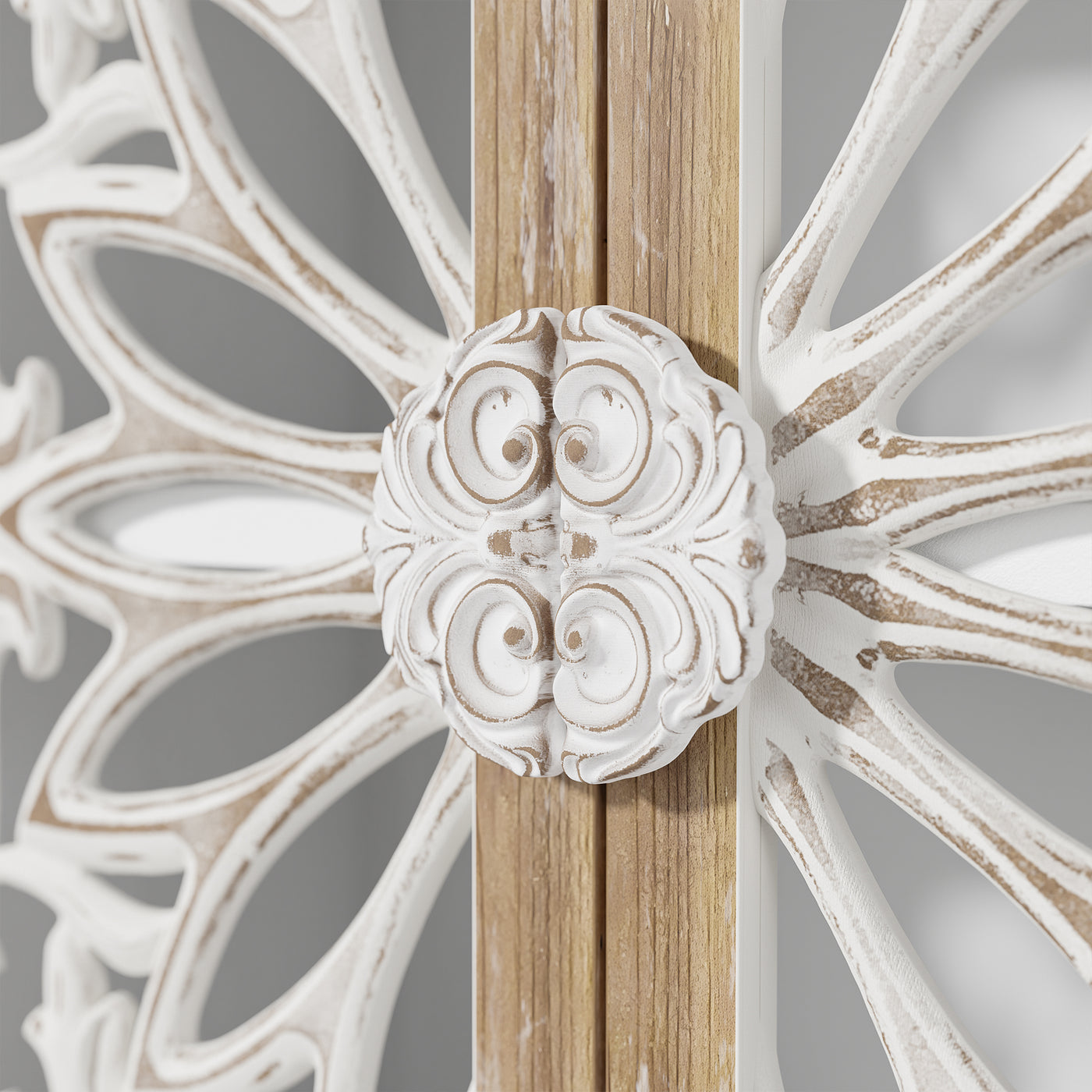 Relievo Lattice Cabinet