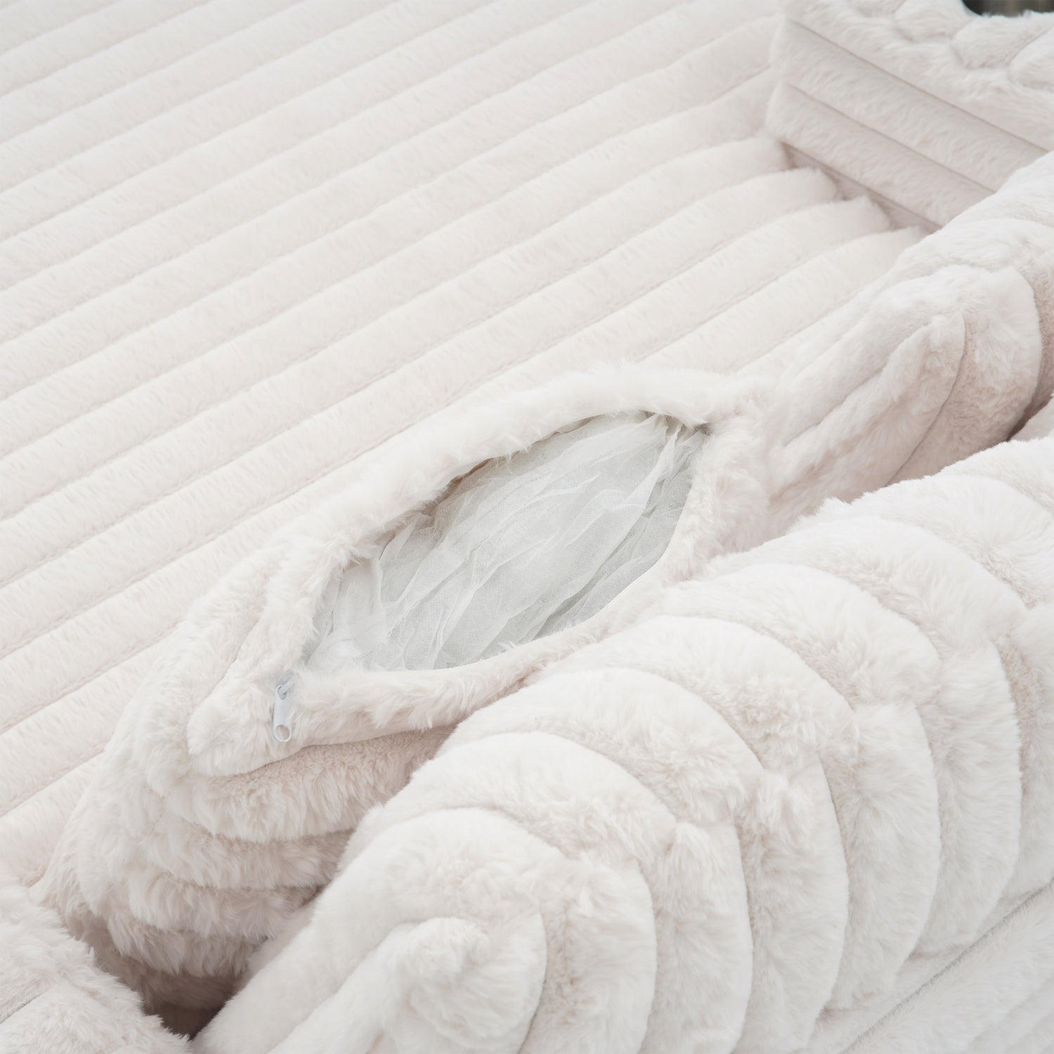 Recline & lounge