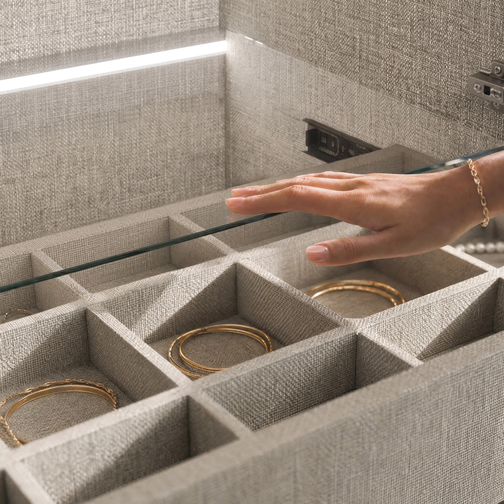Tela Full Wall Wardrobe System