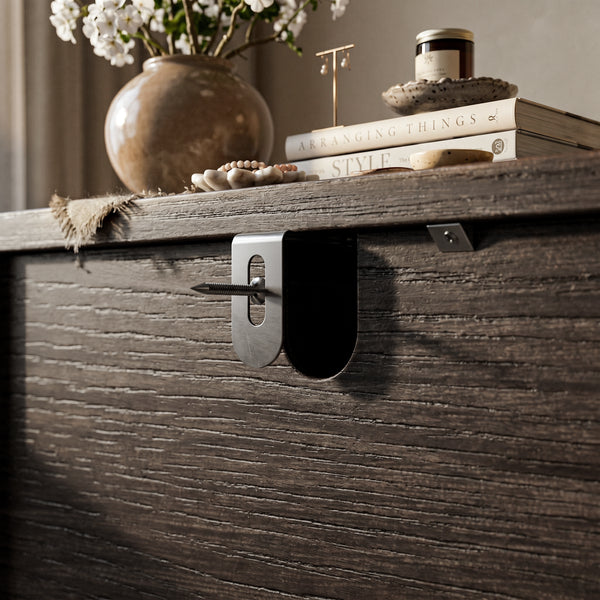 Curva 3-Drawer Nightstand