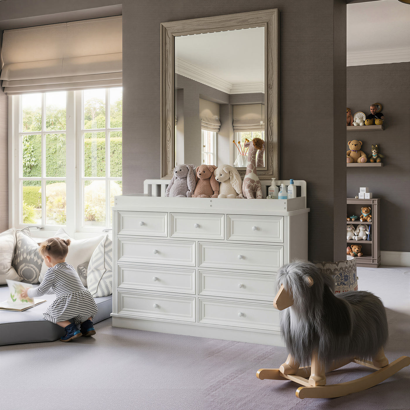 Solid Wood Changing Table with Drawers and Round Knob Handles