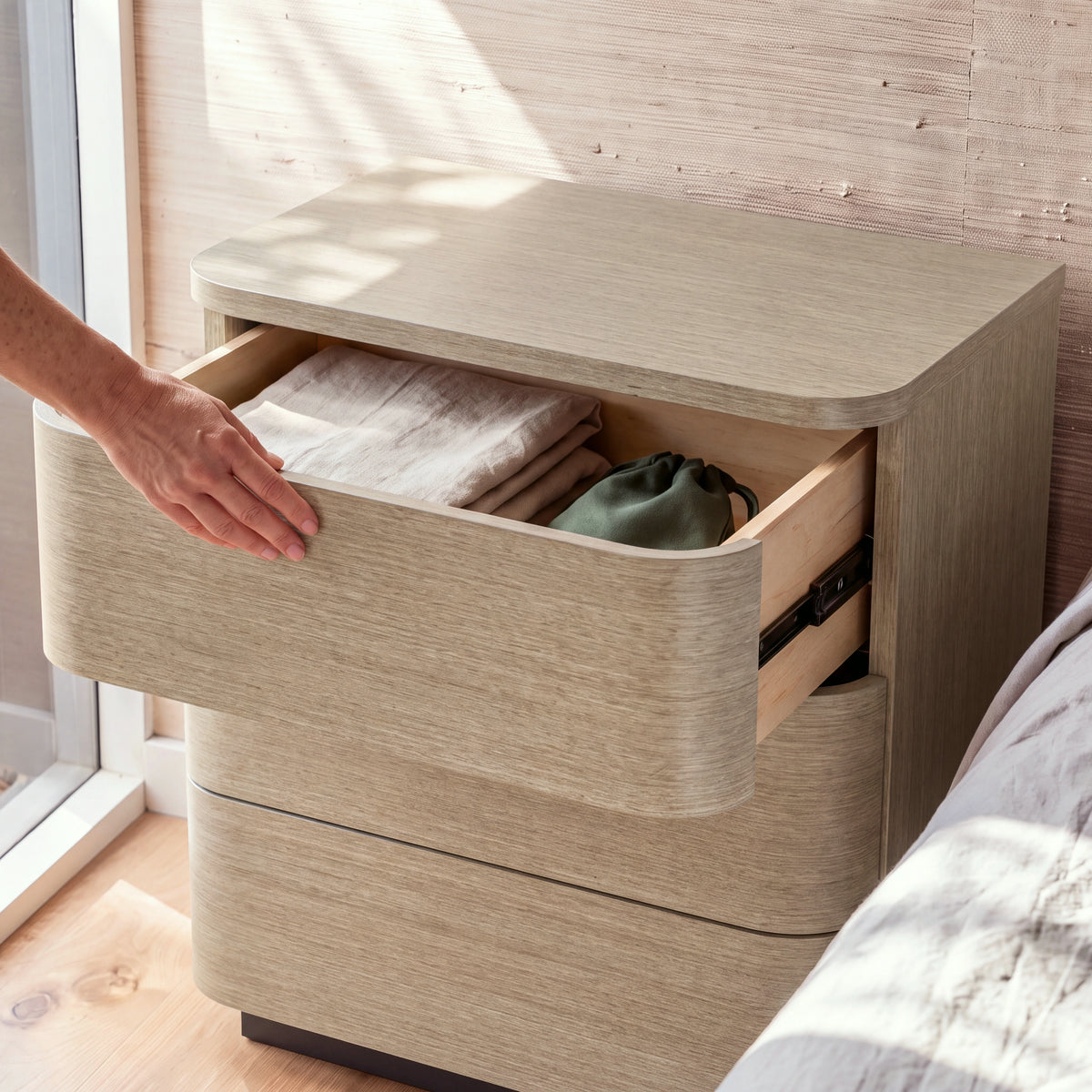 Smooth Drawers for Daily Storage