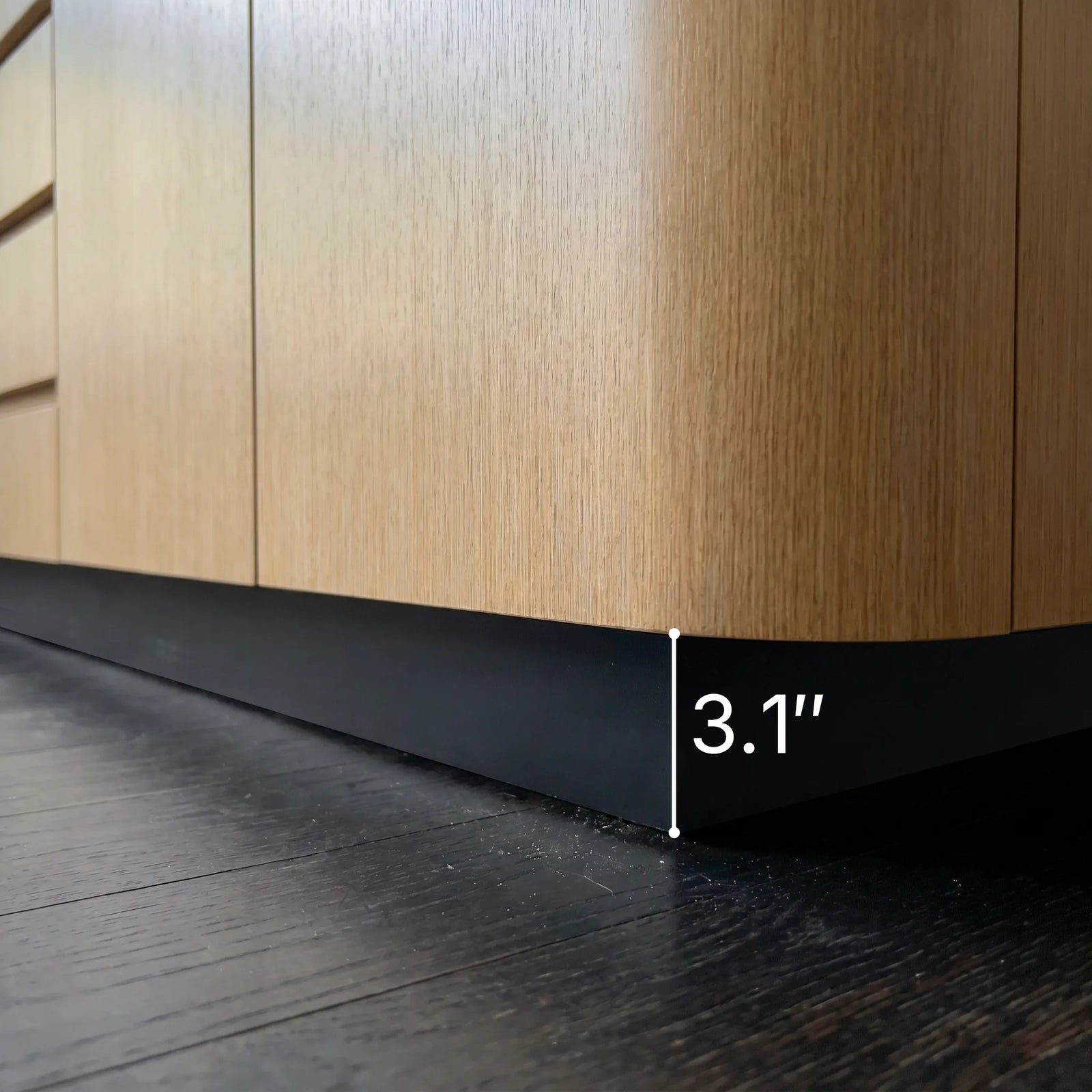 Raised Base, Smooth Drawer Access