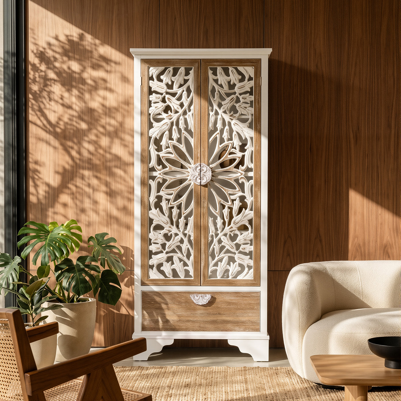 Relievo Lattice Cabinet
