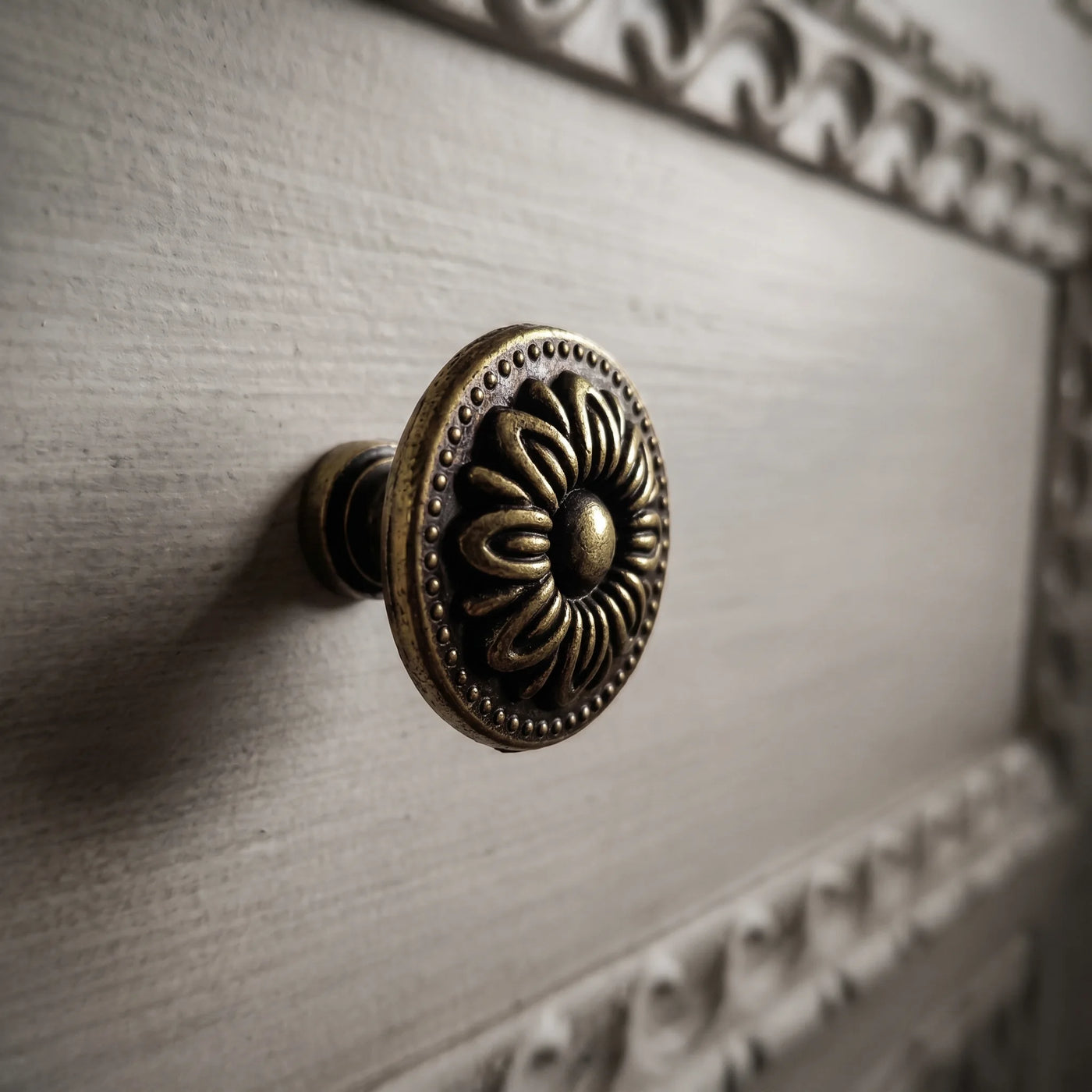 Relievo Carved Drawer Chest