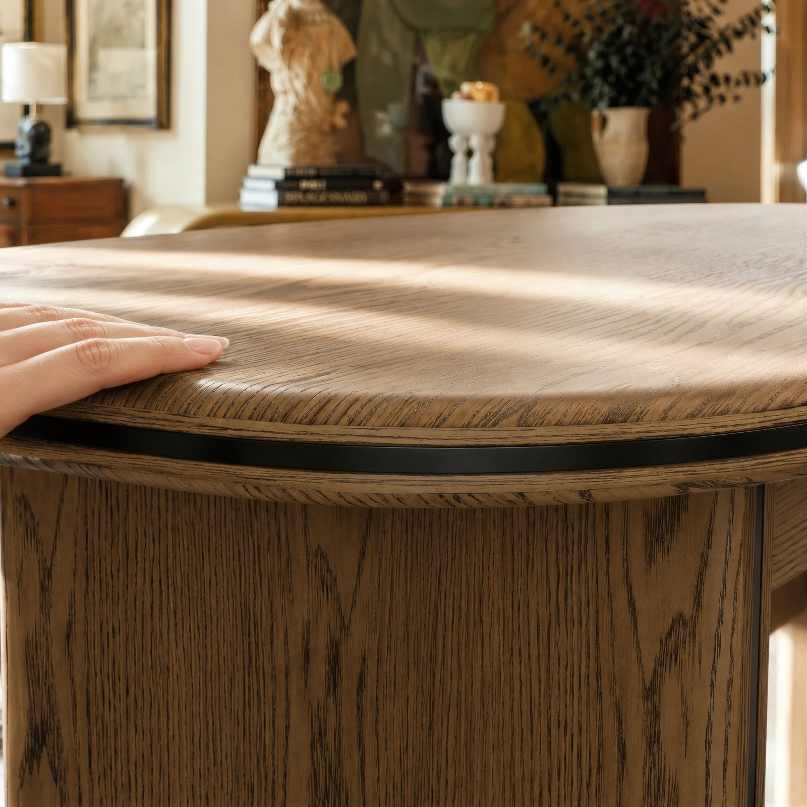 Curved Edges, Comfortable Flow